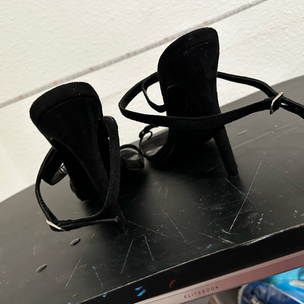 ‘Baby girl’ high heels black size 8.5